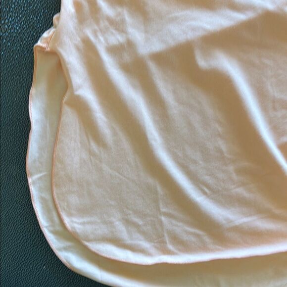 Blueline Surf& Paddle Co Peach Long Sleeve Women's Top size small - Picture 10 of 10